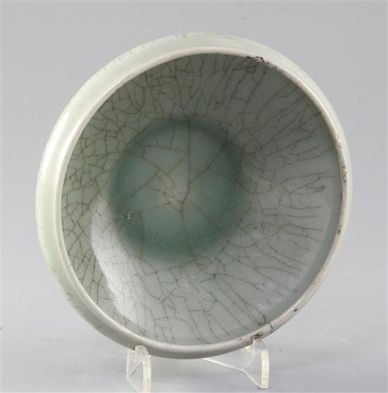 A Chinese Longquan celadon bowl, Song - Yuan dynasty, diameter 15cm